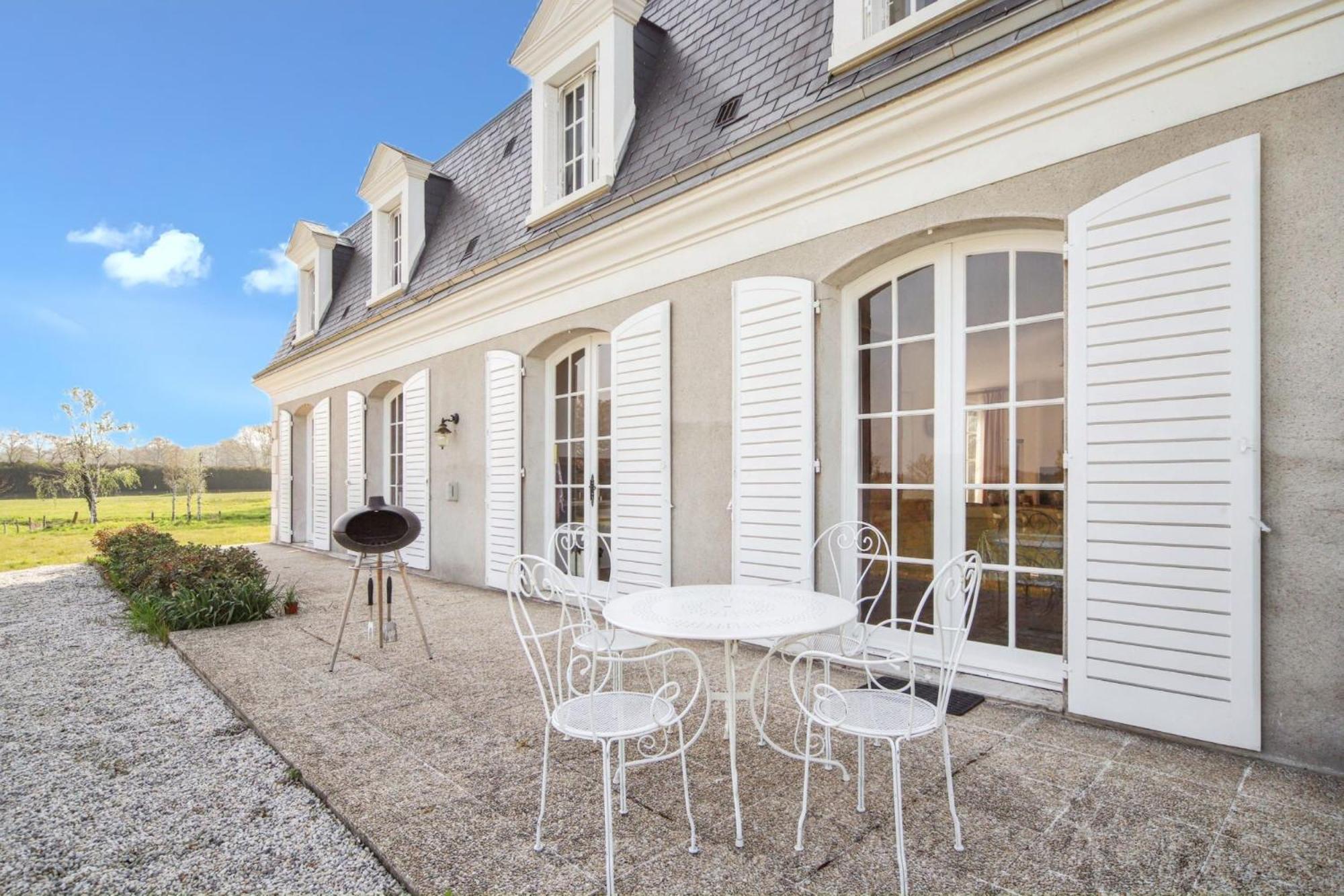 Appartement Cosy A Mont Pres Chambord 100 M² Terrasse 外观 照片